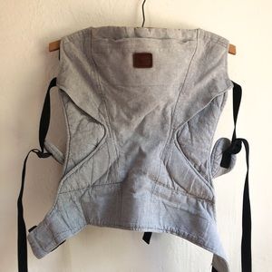 Happy Baby Revolution in Stone